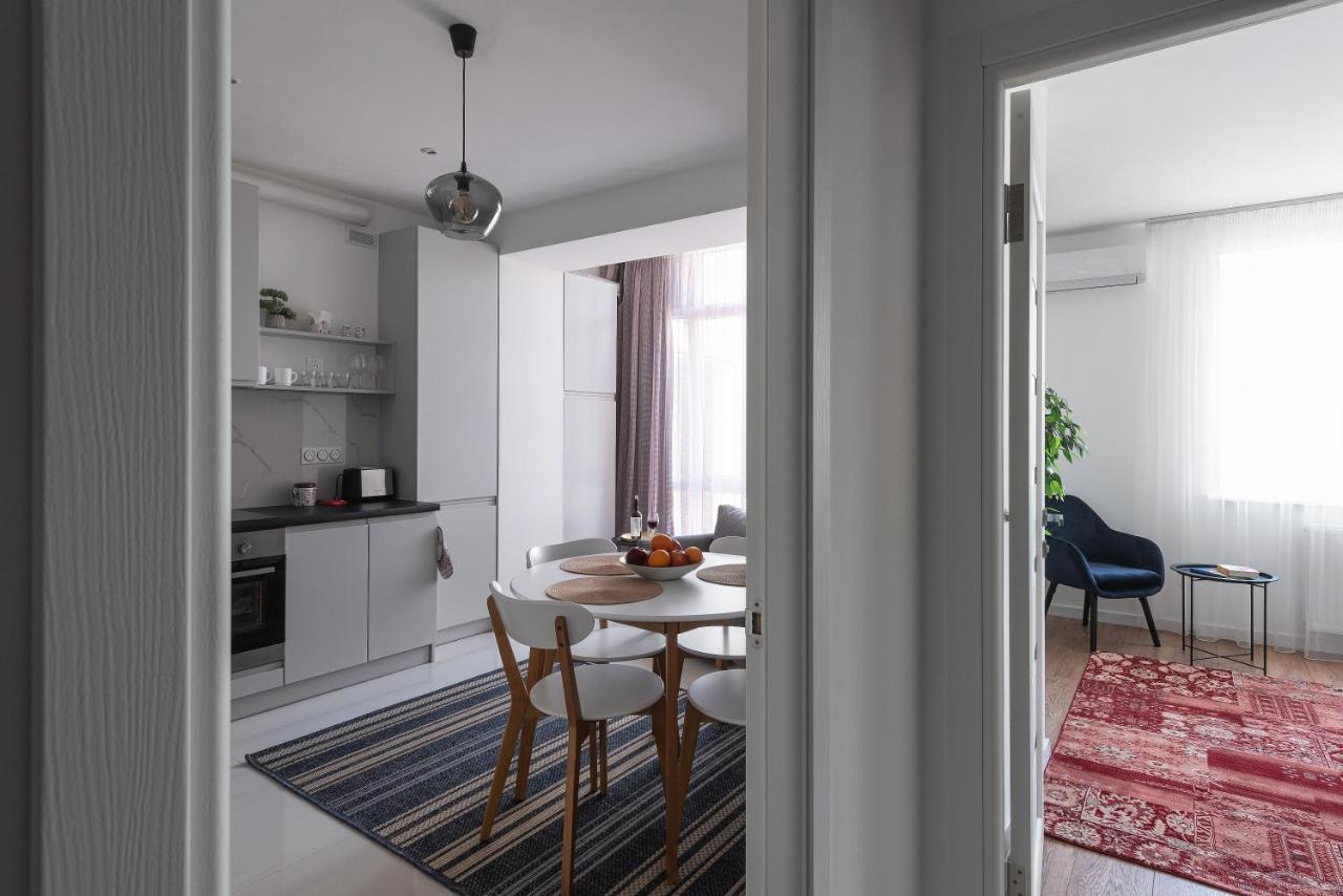 Luxury Apartment Slava Ukraini Iwano-Frankiwsk Zewnętrze zdjęcie